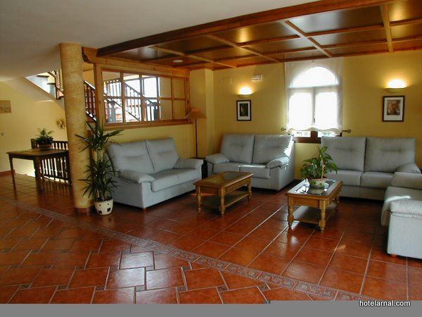 Hotel Arnal Escalona Interior foto